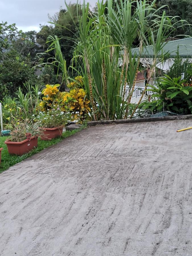 Appartamento Ericka Et Francois Quartier Monplaisir Esterno foto